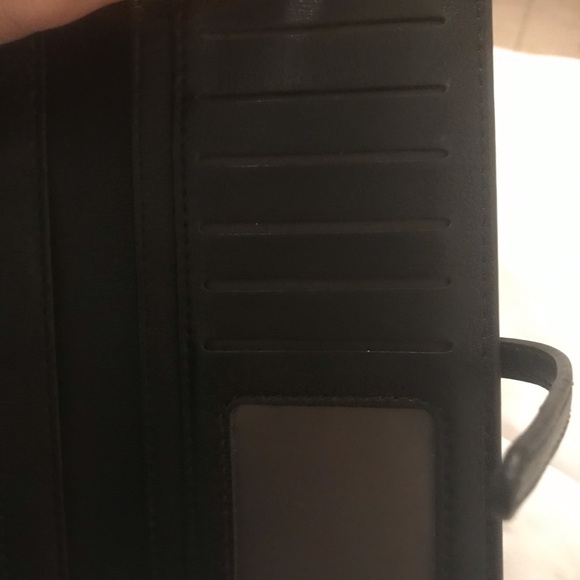 Black mumuso wallet - Picture 8 of 8